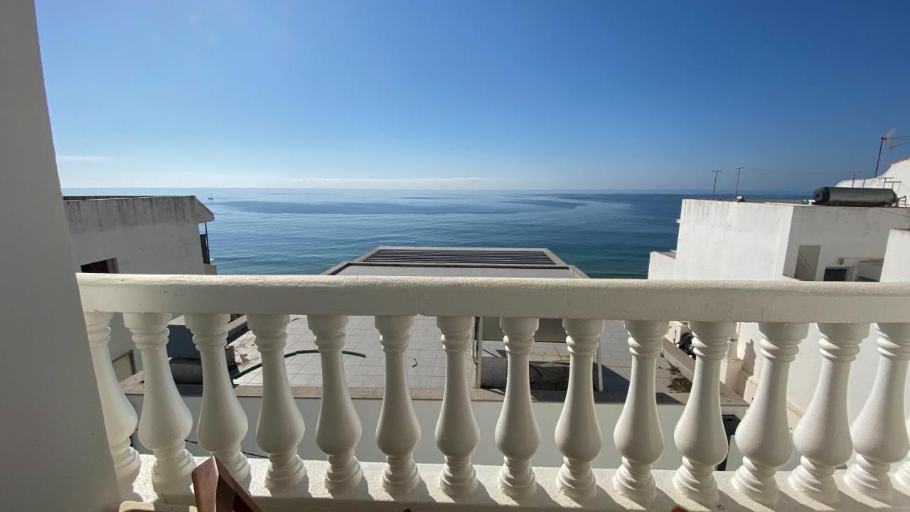 Rosa Guest House #6 - Com Vista Mar, Mesmo Em Frente A Praia Do Inatel Em อัลบูเฟรา ภายนอก รูปภาพ