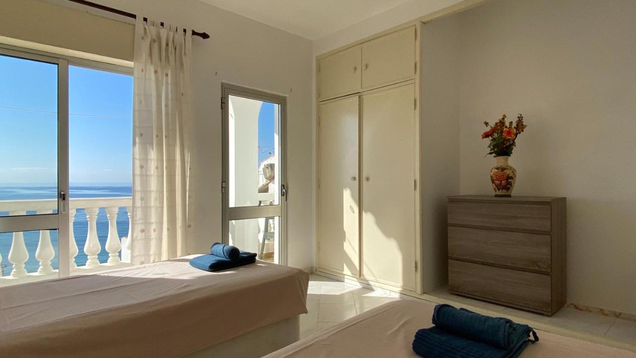 Rosa Guest House #6 - Com Vista Mar, Mesmo Em Frente A Praia Do Inatel Em อัลบูเฟรา ภายนอก รูปภาพ