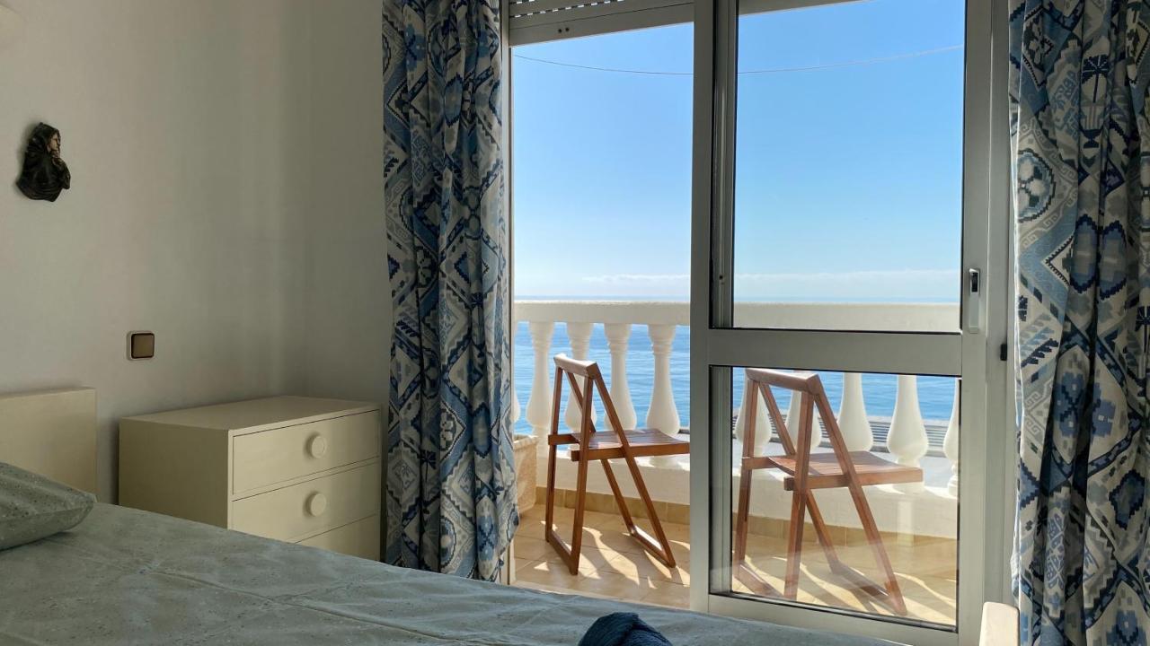 Rosa Guest House #6 - Com Vista Mar, Mesmo Em Frente A Praia Do Inatel Em อัลบูเฟรา ภายนอก รูปภาพ